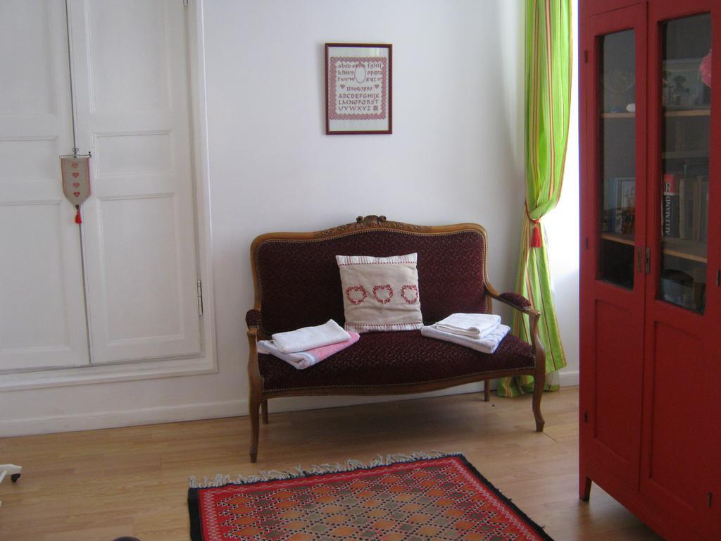 Chambres Hotes Saint Yves Pontrieux Exteriör bild